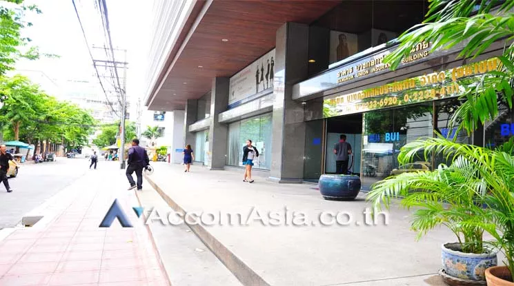 unitCenter Air, Split-type Air |  Office space For Rent in Silom, Bangkok  near BTS Chong Nonsi (AA10953)